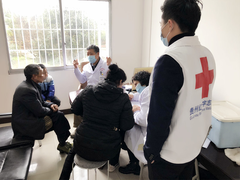 关爱癫痫·博爱助医·银杏叶癫痫病康复计划基层普查走进-黄平县