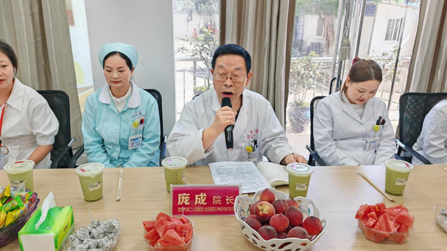 【白衣执甲，医路生花】昨日，颠康医院隆重举行第114个国际护士节庆祝大会
